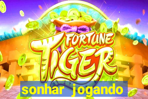 sonhar jogando futebol e fazendo gol